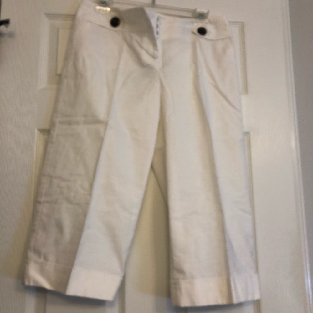 NWT-The Limited white linen crop pants- size 8